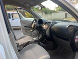 Nissan Micra-12