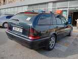 Mercedes C 220 d-9