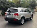 Kia Sorento-10