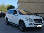 Mercedes GL 550-1