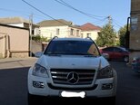Mercedes GL 550-3
