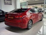 Hyundai Elantra-7