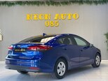 Kia Cerato-5