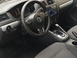 Volkswagen Jetta-7