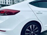 Hyundai Elantra-6