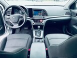 Hyundai Elantra-12
