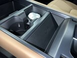 Land Rover Defender-19