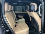 Land Rover Defender-11