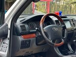 Toyota Land Cruiser Prado-9