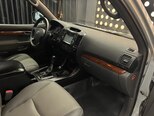 Toyota Land Cruiser Prado-12