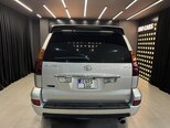 Toyota Land Cruiser Prado-5
