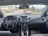 Hyundai Elantra-15