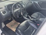 Hyundai Elantra-17