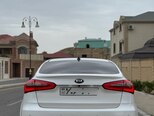 Kia Cerato-5