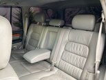 Lexus LX 470-11