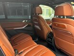 BMW X7-8