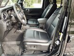 Jeep Wrangler-10