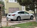 Nissan Altima-5