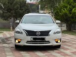 Nissan Altima-2
