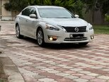 Nissan Altima-3