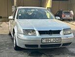 Volkswagen Jetta-1