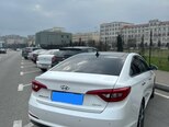 Hyundai Sonata-5