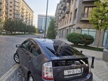 Toyota Prius-2