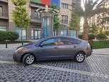 Toyota Prius-4