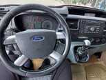 Ford Transit-6