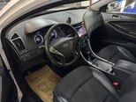 Hyundai Sonata-19