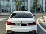 BMW 530e-7