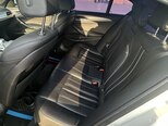 BMW 530e-13