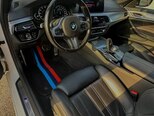 BMW 530e-11