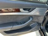 Audi A8-9