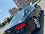 Audi A8-7