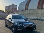 Mercedes E 200-1