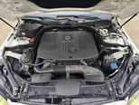 Mercedes E 220-11