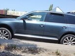 Volkswagen Touareg-2