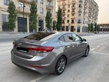 Hyundai Elantra-3