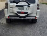 Mitsubishi Pajero-2