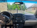 Mitsubishi Pajero-6