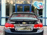 Chevrolet Cruze-12