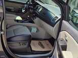 Kia Carnival-9