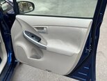 Toyota Prius-13