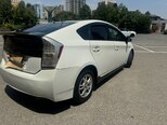 Toyota Prius-5