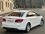 Chevrolet Cruze-11