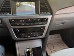Hyundai Sonata-12