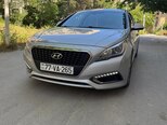 Hyundai Sonata-2