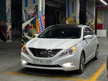 Hyundai Sonata-17