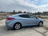Hyundai Elantra-13